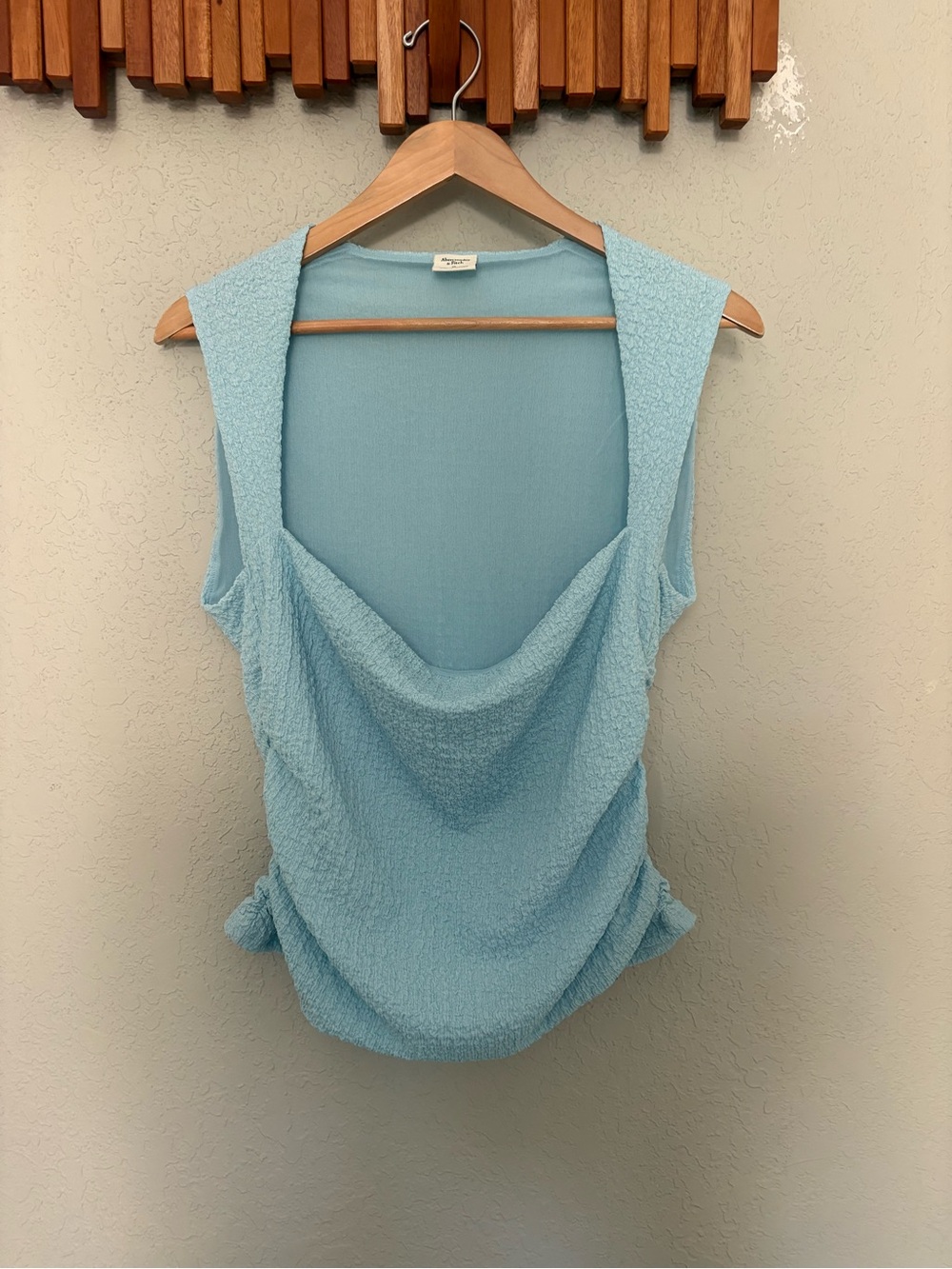 Abrecombie and Fitch Ava Bubble Knit Top NWOT
